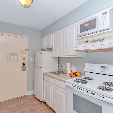 Renovated And Modern! Beautifully Updated Queen Suite! Sea Mist Resort 50410 Perfect For 2-4 Guests! Myrtle Beach Esterno foto