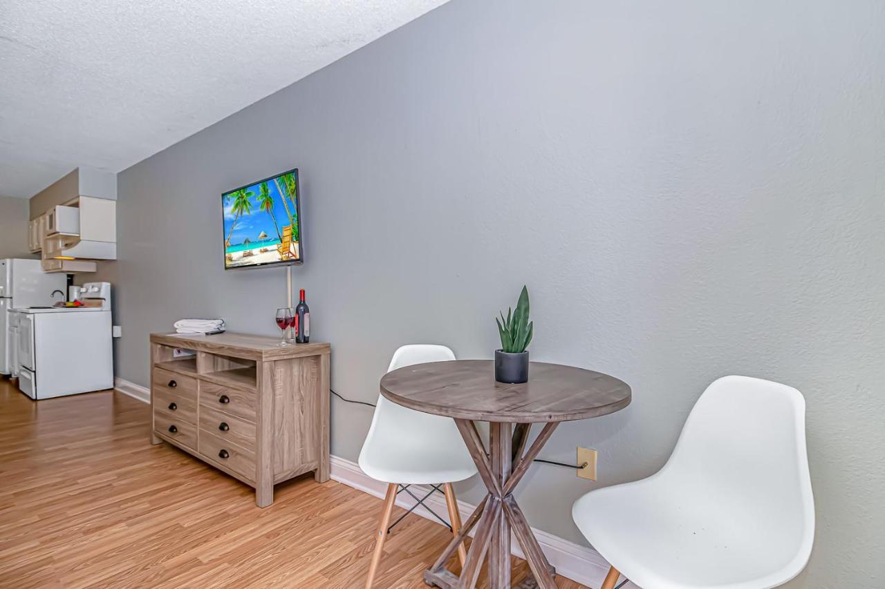 Renovated And Modern! Beautifully Updated Queen Suite! Sea Mist Resort 50410 Perfect For 2-4 Guests! Myrtle Beach Esterno foto